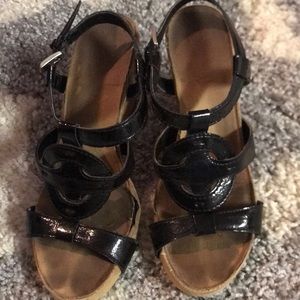 Black and Tan wedges
